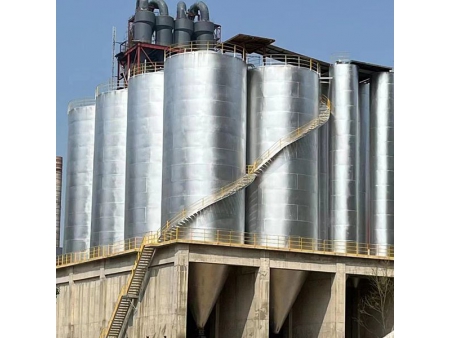 Máquina para fabricação de silos verticais spiral folding