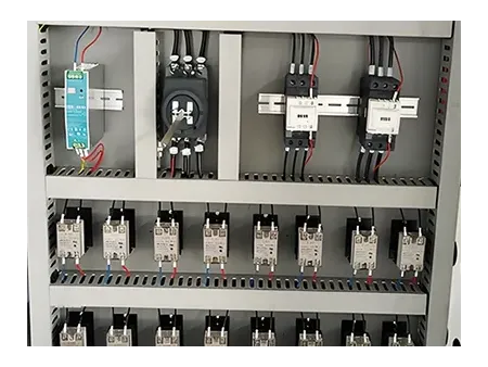 Máquina de corte e vinco plana automática com hot stamping