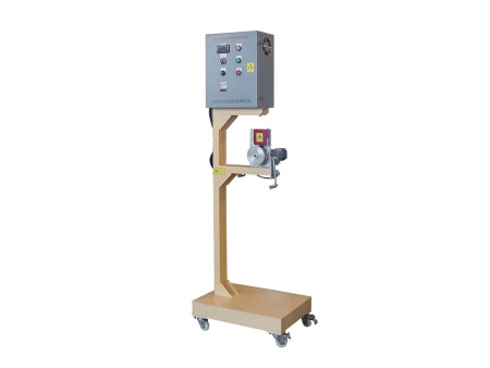 Máquina para desmolde de borracha