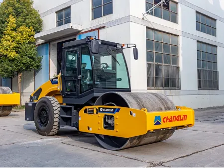 GYS08J  Rolo compactador vibratório de tambor único