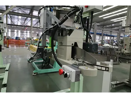 O seu parceiro de confiança para sistemas de ensacamento e paletização!