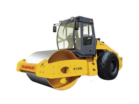 Rolo compactador de um cilindro 8108L