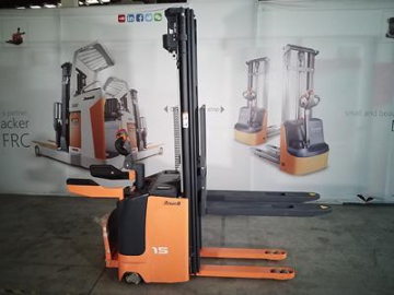 Stacker elétrico 1,000-2,000kg XE