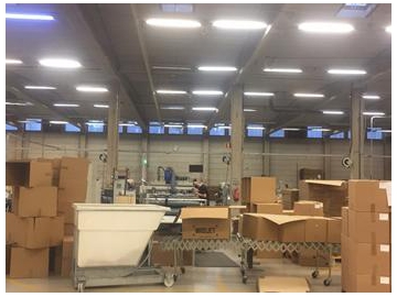 Acopladeira com servo motor com empilhador, Finlândia