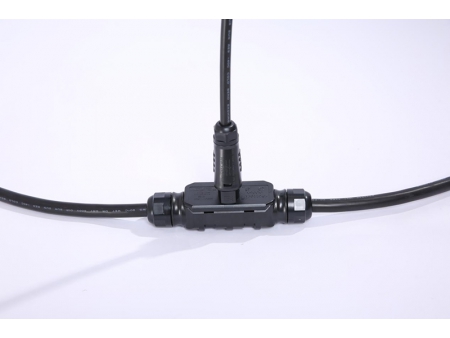 Modelo BC05A: Conector solar (3 pinos)