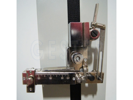 Equipamento para determinação da resistência a tração  (Dinamômetro de fio simples)