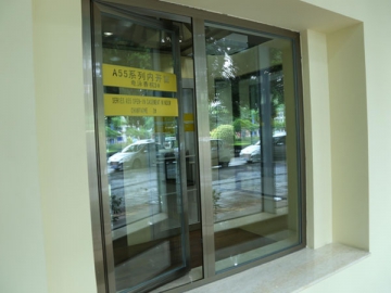 Janelas de Batentes em  Alumínio com Secção de Ruptura Térmica