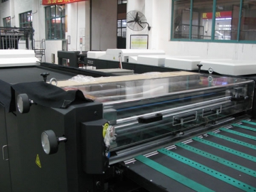 <strong>Envernizadora </strong> UV automática SGCZ