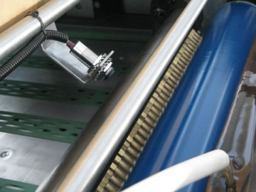 <strong>Envernizadora </strong> automática SGZ-W620A