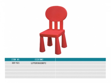 Cadeira plástica infantil