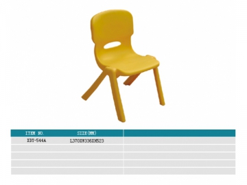 Cadeira plástica infantil