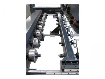 Fresadora CNC com eixo rotativo <br/><small>(série R)</small>