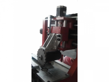 Máquina de entalhar CNC