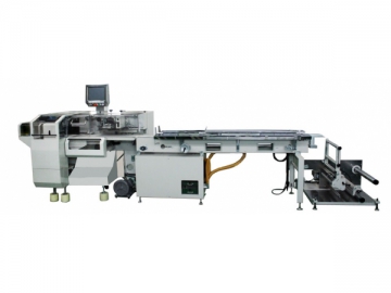 Máquina de embalagem horizontal com sistema de carregamento de filme