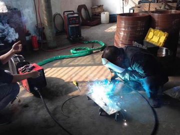 Máquina de solda pulsada multifuncional DSP